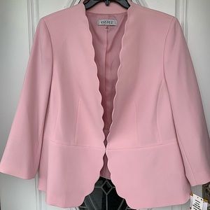 Kasper Plus Size Scalloped Stretch Crepe Blazer